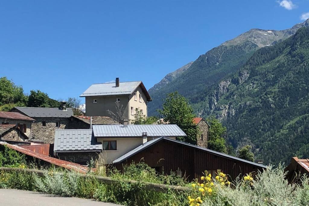 Logement rénové avec vue panoramique La Saussaz Exterior foto