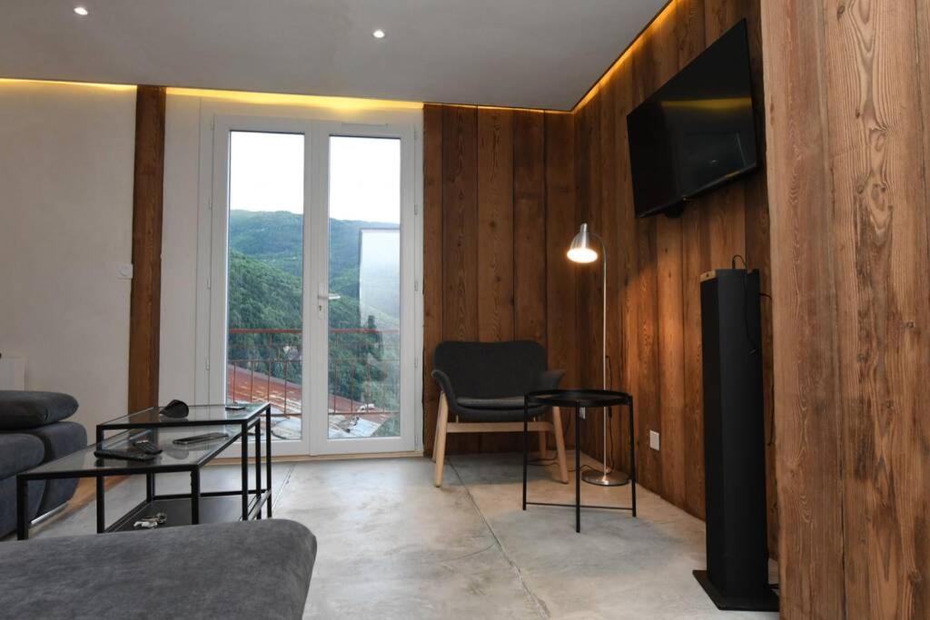 Logement rénové avec vue panoramique La Saussaz Exterior foto