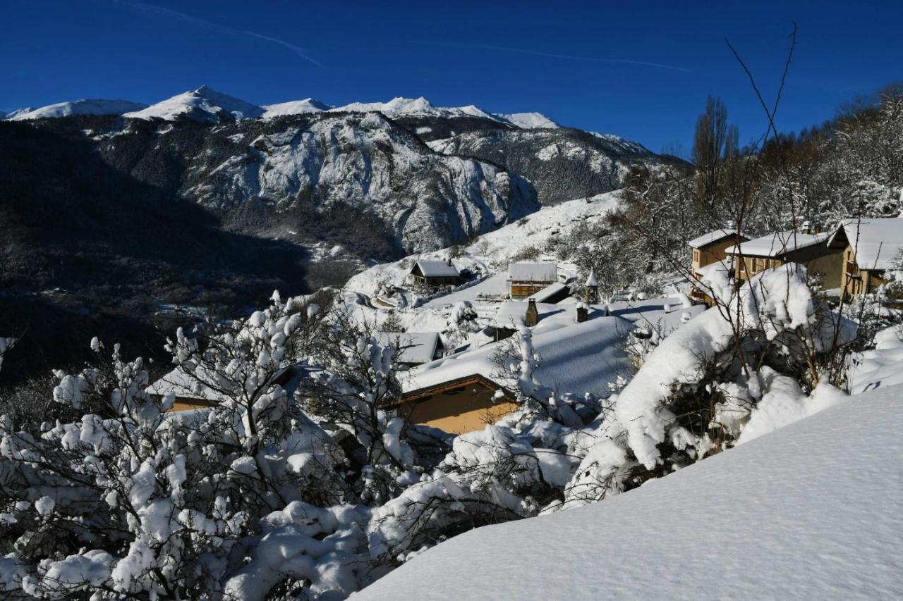 Logement rénové avec vue panoramique La Saussaz Exterior foto